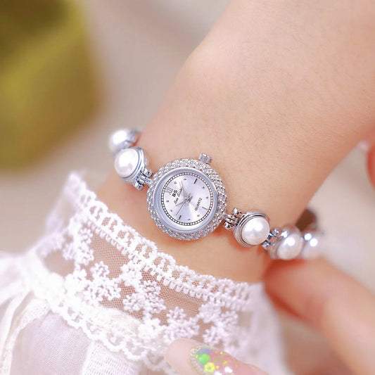 UTHAI Watch For Women Small Fragrance Medieval Luxury Pearl Bracelet Watch Temperament Waterproof Ladies Fashion Quartz Watches