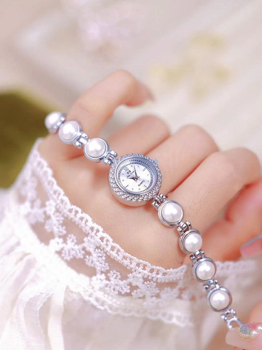 UTHAI Watch For Women Small Fragrance Medieval Luxury Pearl Bracelet Watch Temperament Waterproof Ladies Fashion Quartz Watches
