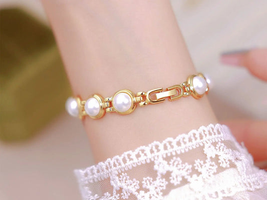 UTHAI Watch For Women Small Fragrance Medieval Luxury Pearl Bracelet Watch Temperament Waterproof Ladies Fashion Quartz Watches