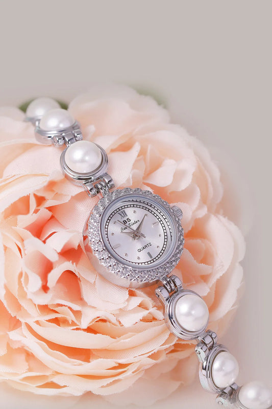 UTHAI Watch For Women Small Fragrance Medieval Luxury Pearl Bracelet Watch Temperament Waterproof Ladies Fashion Quartz Watches
