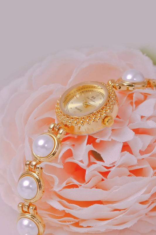 UTHAI Watch For Women Small Fragrance Medieval Luxury Pearl Bracelet Watch Temperament Waterproof Ladies Fashion Quartz Watches