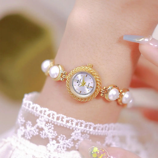UTHAI Watch For Women Small Fragrance Medieval Luxury Pearl Bracelet Watch Temperament Waterproof Ladies Fashion Quartz Watches