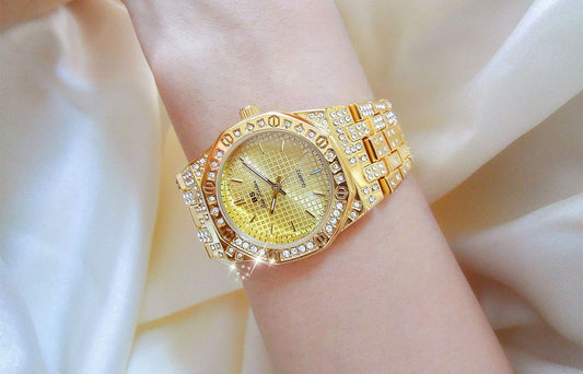 UTHAI Women's Watch Luxury Metal Diamonds European American Middle Eastern Waterproof Ladies Fashion Quartz Watches Clock Gift