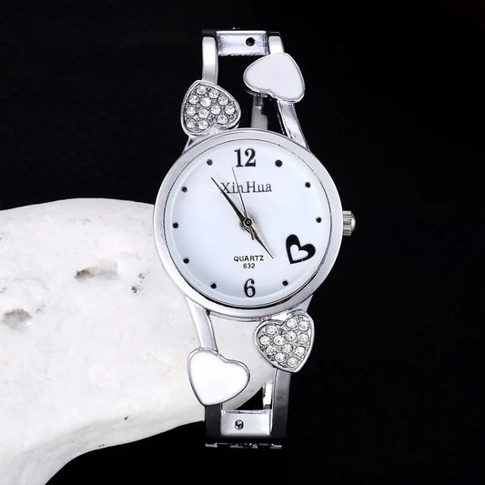 UTHAI Watch For Women Fashion Steel Band Light Luxury Bracelet Korean Version Love Girl Student Quartz Wristwatches Gift