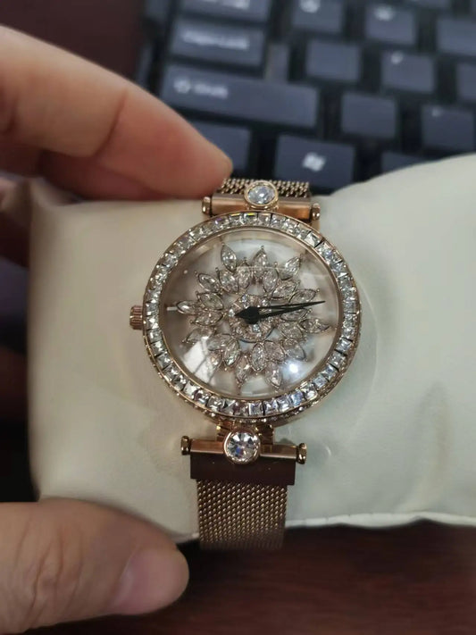 UTHAI Watch For Women Light Luxury Diamond Set 360 ° Running Clock Waterproof Genuine Leather Female's Fashion Quartz Watches
