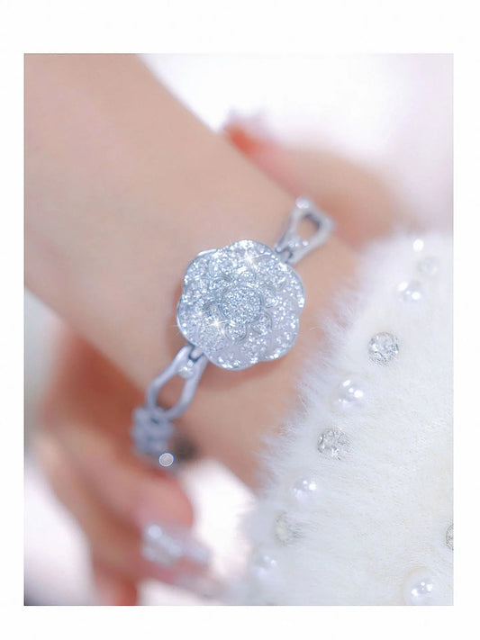 UTHAI Women's Watch Flip Cap Light Luxury Camellia Bracelet Wristwatch Waterproof Temperament Ladies Fashion Quartz Watches Gift