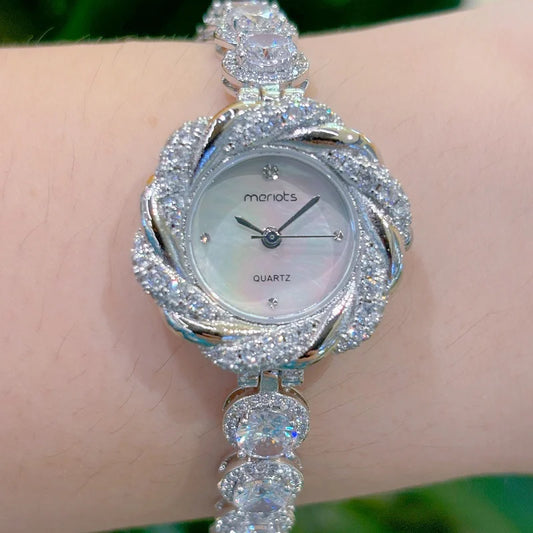 2025 New Light Luxury Fashion Women's Watch Shell Material Inlaid with Large rhinestones as a Gift, Trendy Watch