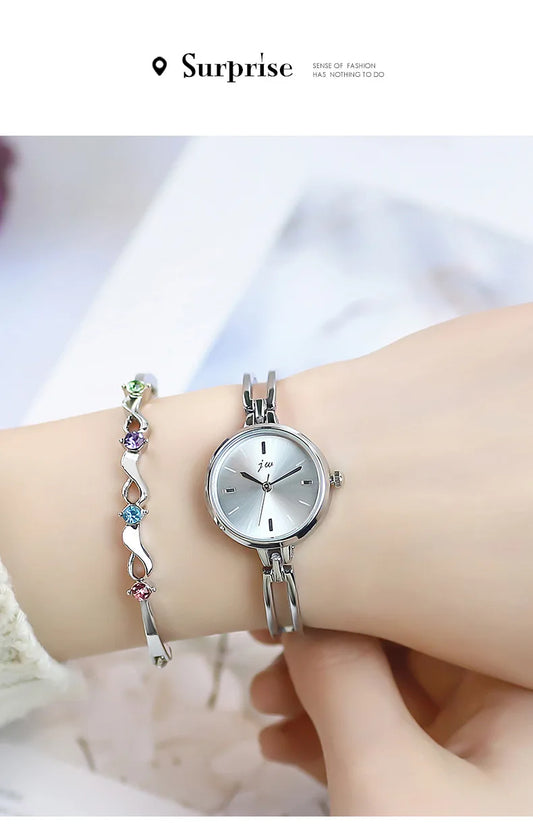 UTHAI W99 Watch For Women Simple Round College Student Watch Light Luxury High end Ladies Fashion Quartz Bracelet Watches Gift