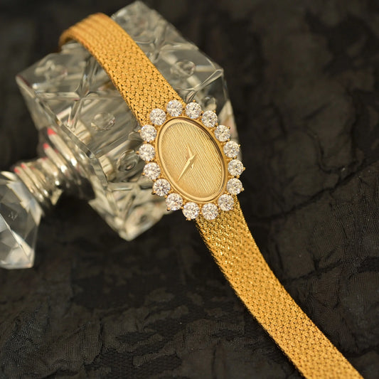 2025 New Women's Watch Medieval Diamond Vintage Retro Luxury Elegance High Quartz Retro Gold Clock