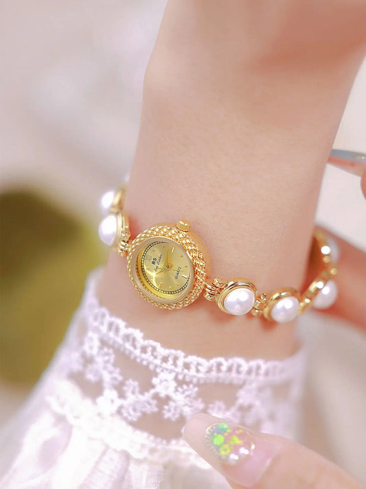 UTHAI Watch For Women Small Fragrance Medieval Luxury Pearl Bracelet Watch Temperament Waterproof Ladies Fashion Quartz Watches