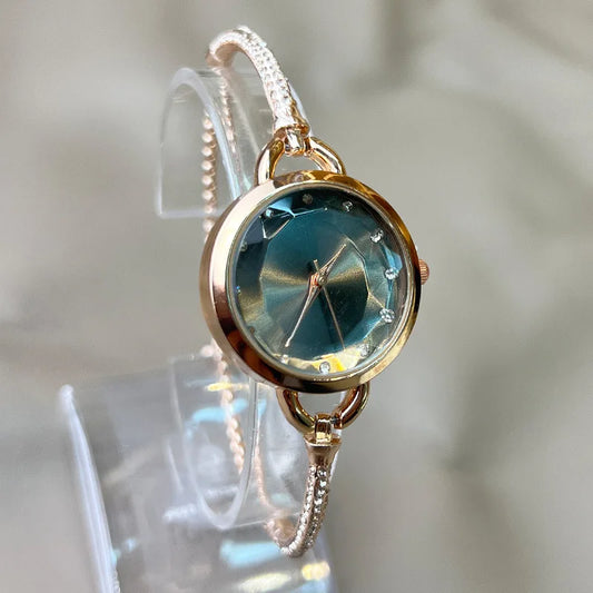UTHAI V4 New Women's Quartz Watches Water Diamond Female's Wristwatch Small Dial Slim Adjustable Jewelry Girl Watch Bracelet