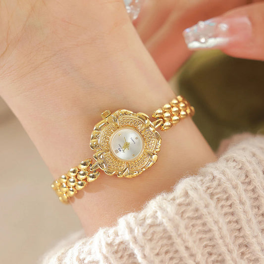 UTHAI Women's Watch Brand Light Luxury Medieval Gold Camellia Bracelet Wristwatch Waterproof Ladies Fashion Quartz Watches Gift