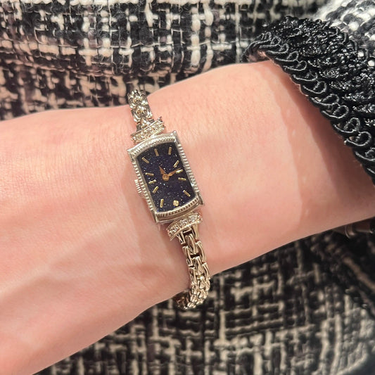 Bracelet women's watch luxurious personality dreamy starry sky dial fashionable matching with medieval style