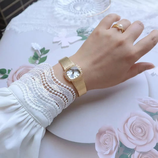 Vintage style, retro, light luxury, exquisite and high-end, navy blue women's watch, fashionable temperament, niche watch