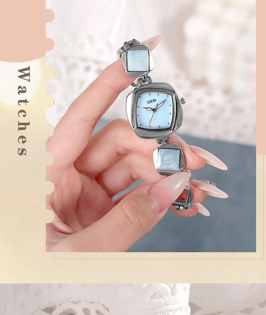 Women Bracelet Watch Light Luxury Creative Irregular Diamond shaped Watches Ladies Premium Exquisite Gem Quartz Wristwatch Gift