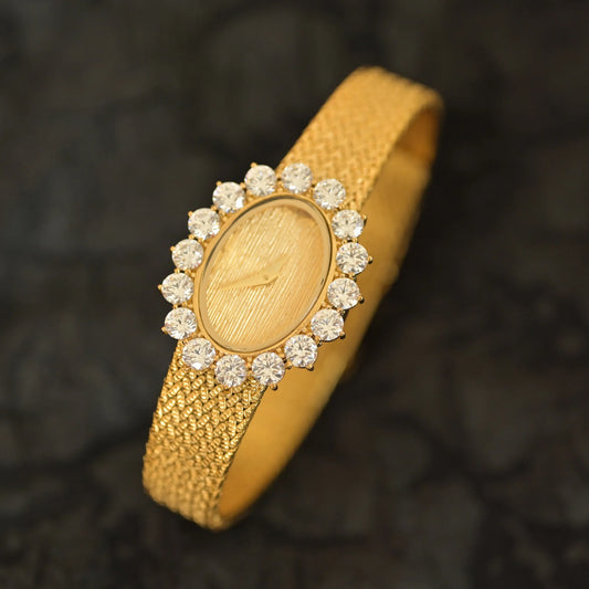 2025 New Women's Watch Medieval Diamond Vintage Retro Luxury Elegance High Quartz Retro Gold Clock