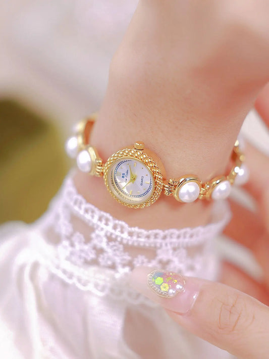 UTHAI Watch For Women Small Fragrance Medieval Luxury Pearl Bracelet Watch Temperament Waterproof Ladies Fashion Quartz Watches