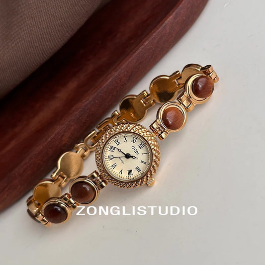 2025 new retro watch niche light luxury bracelet style women's watch temperament cool small dial inlaid with gemstones