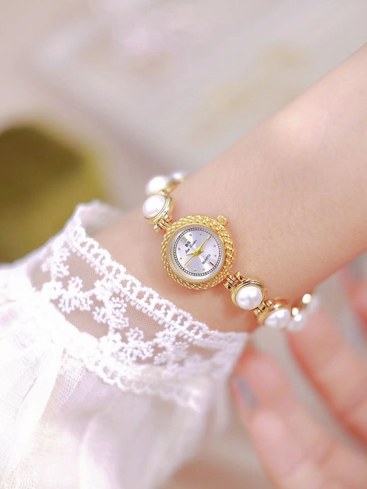 UTHAI Watch For Women Small Fragrance Medieval Luxury Pearl Bracelet Watch Temperament Waterproof Ladies Fashion Quartz Watches