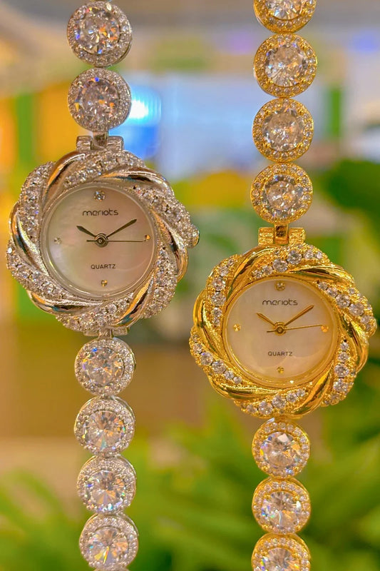 2025 New Light Luxury Fashion Women's Watch Shell Material Inlaid with Large rhinestones as a Gift, Trendy Watch