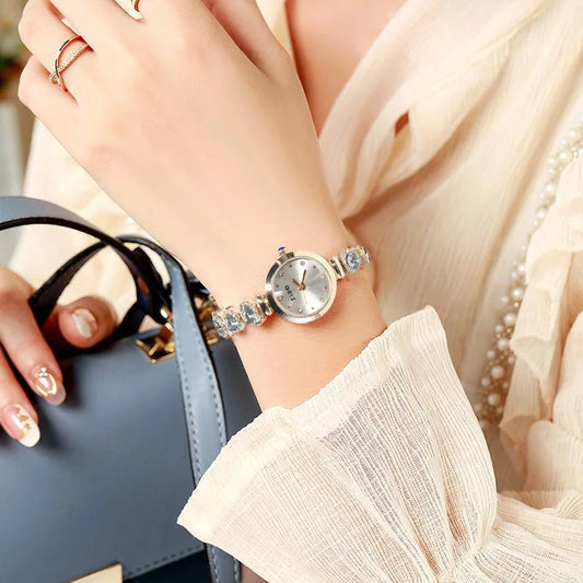 UTHAI  Women's Watch Light Luxury High Appearance Waterproof Ladies Wristwatches Female Fashion Bracelet Quartz Watches