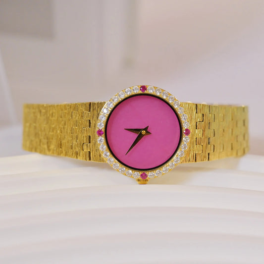 Red Jadeite 2024 New Women's Watch Medieval Diamond  Vintage Retro Luxury Elegance High Quartz  Retro Gold Clock
