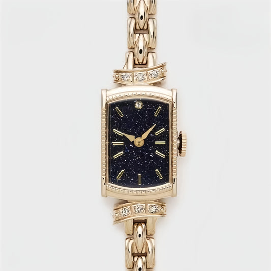 Bracelet women's watch luxurious personality dreamy starry sky dial fashionable matching with medieval style